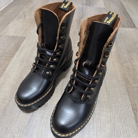 Dr. Martens Leona Black Leather Lace-Up Platform Combat Boots Women’s 7L US - Picture 3 of 13